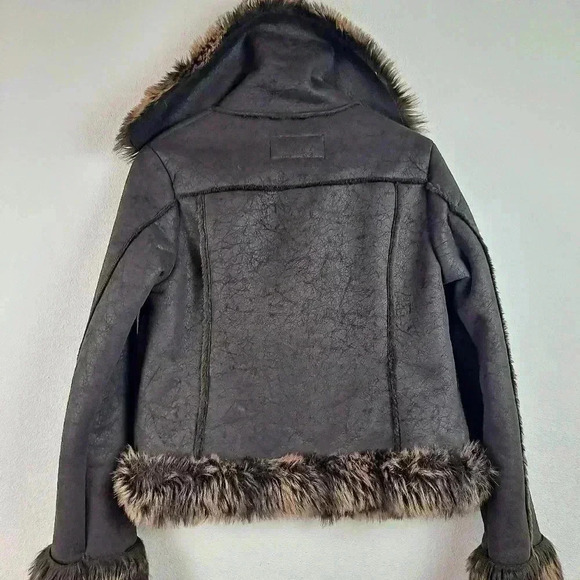 New York Classic Faux fur Jacket Size Medium - Picture 10 of 13